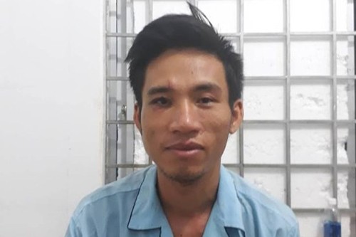Chém gục bé 9 tuổi, khống chế người đi đường rồi cứa cổ tự sát Hậu tại bệnh viện