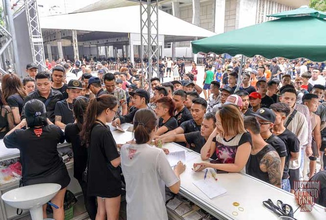 Ngày hội của những nghệ sĩ xăm mình Ngày 7/7, Vietnam Tattoo Expo khai mạc tại Hà Nội, thu hút hơn 3.000 lượt người tham quan