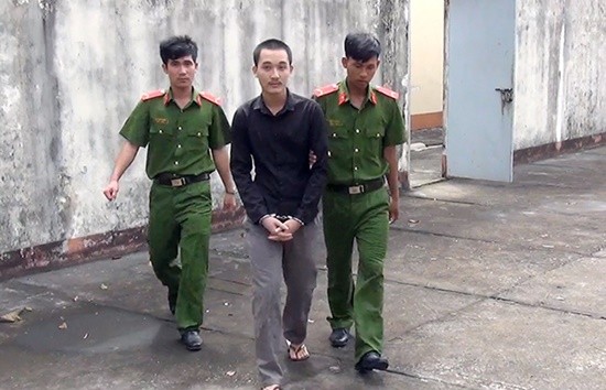 Tên trộm háo sắc gạ tình nữ nạn nhân xinh đẹp Đối tượng Dương Văn Lên
