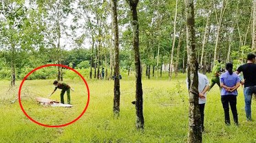 Tin mới vụ thi thể nữ phân hủy trong bao tải bị vứt ở rừng cao su Hiện trường phát hiện thi thể