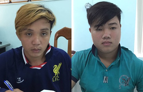 Hai thanh niên giết nữ ân nhân để cướp tiền, vàng Lĩnh và Tâm tại cơ quan điều tra. Ảnh: Công an cung cấp
