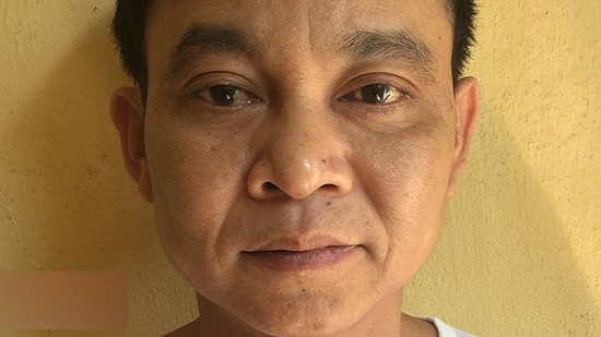 Gã thợ mộc nhiều lần xâm hại nữ sinh cấp 2 Đối tượng tại cơ quan công an