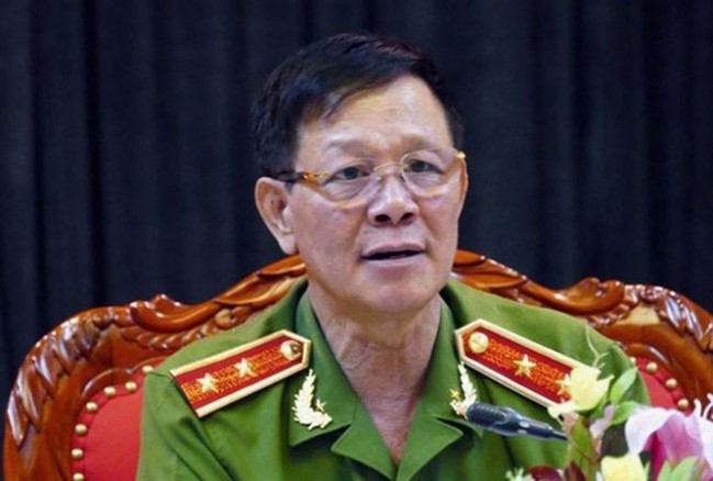 Cựu trung tướng Phan Văn Vĩnh nhập viện, phiên sơ thẩm có bị hoãn? Ông Phan Văn Vĩnh khi còn đương chức