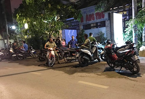 Gia đình chủ khách sạn ở Sài Gòn bị cướp khống chế bằng súng Khách sạn xảy ra vụ cướp