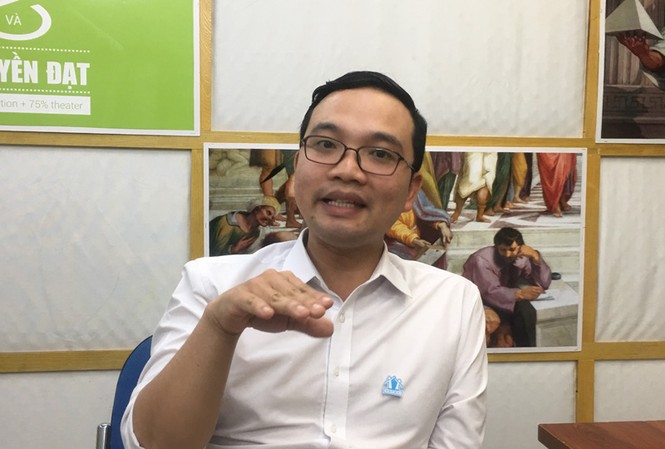 Lo nhất đội ngũ giáo viên Thầy Lưu Huy Tưởng, giáo viên Toán của hệ thống Học mãi, (Ảnh: Nghiêm Huê)