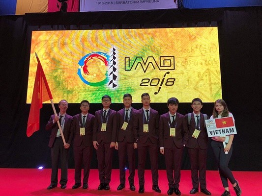 Việt Nam đoạt 1 huy chương vàng Olympic Toán học quốc tế 2018 Đội tuyển olympic Toán học Việt Nam 2018