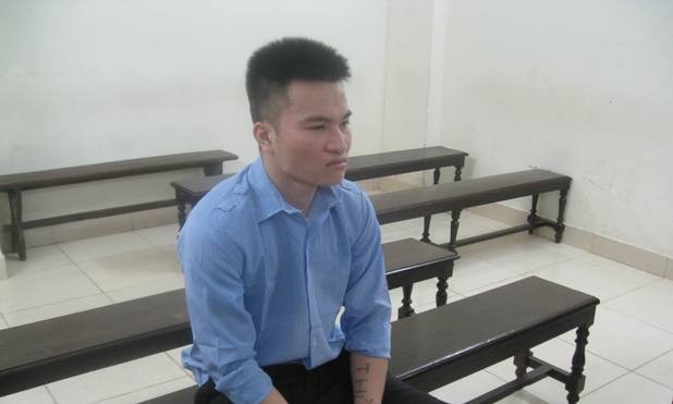 Hét lên khi phát hiện kẻ trộm, cô gái bị siết cổ đến chết Vẻ mặt bất cần đời của Dương Văn Chí tại toà.