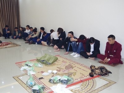 Phá sới bạc lớn ở Hà Nam, thu hơn 200 triệu đồng Các đối tượng bị bắt quả tang khi đánh bạc.