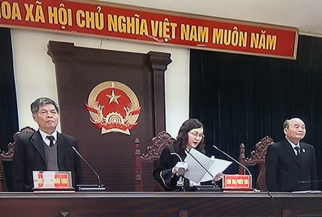 Vụ vỡ đường ống Sông Đà: 9 bị cáo bị tuyên hơn 100 tháng tù Hội đồng xét xử tuyên án.