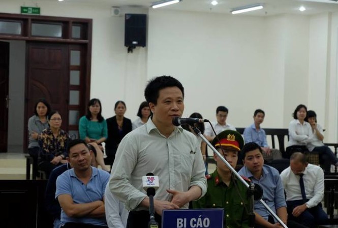 Phúc thẩm vụ OceanBank: Vì sao Tòa có thể xét xử đến đêm? Bị cáo Hà Văn Thắm - nguyên Chủ tịch OceanBank tại Tòa án cấp cao.