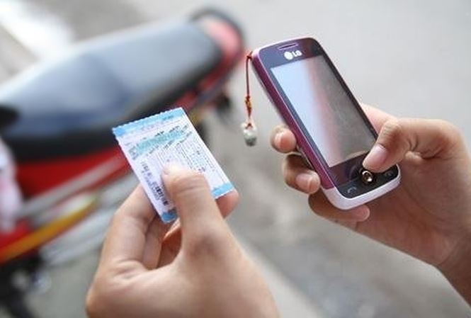 Nhà mạng lại khuyến mãi 50% cho thuê bao trả trước Nhà mạng lại khuyến mãi 50% cho thuê bao trả trước