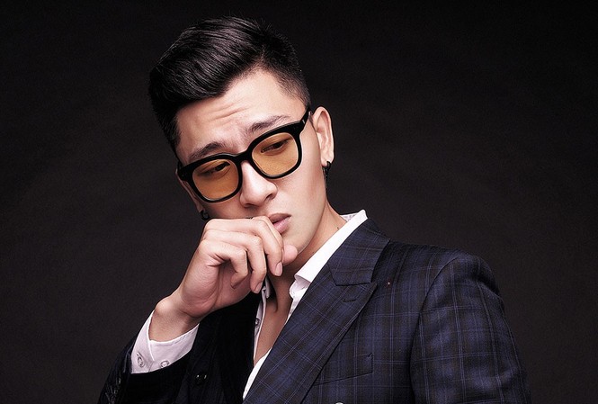 Trần Trung: 'Đã hiến máu nhiều lần nhưng ấn tượng nhất là ở Chủ Nhật đỏ' Trần Trung: 'Đã hiến máu nhiều lần nhưng ấn tượng nhất là ở Chủ Nhật đỏ'