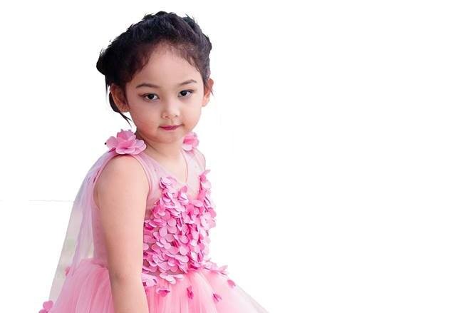 Con gái Top 10 Hoa hậu Việt Nam dự thi Engel Wish 2 Con gái Top 10 Hoa hậu Việt Nam dự thi Engel Wish 2