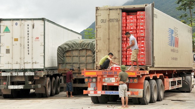 Một doanh nghiệp bị khởi tố vì tiêu thụ hàng chưa thông quan Ảnh minh họa của: Tuấn Nguyễn