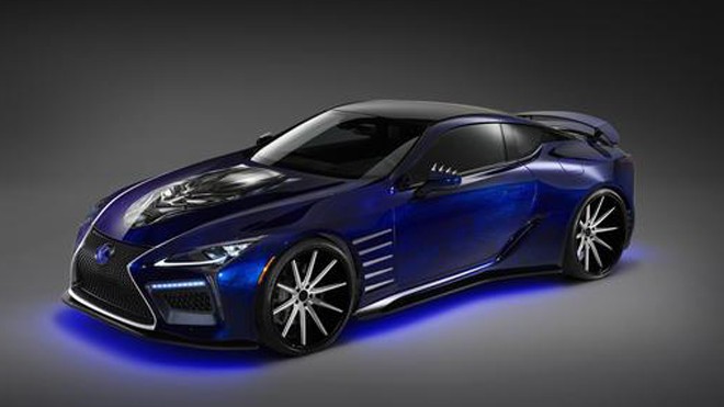 Điểm nhấn đặc biệt trong phim bom tấn Black Panther Với màu xanh độc đáo “Structural Blue”, LC500 góp phần làm nổi bật hình ảnh mạnh mẽ của vị vua Vương quốc Wakanda trong bộ phim bom tấn Black Panther