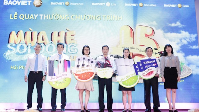 Bảo Việt trao hơn 88.000 cơ hội trúng thưởng cho khách hàng Niềm vui của những khách hàng trúng giải trong lễ quay thưởng tại Hải Phòng