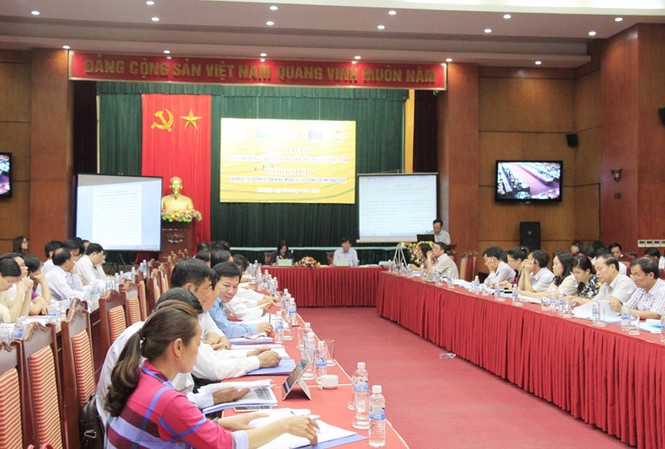 Dạy nghề cho nông thôn: 'Nhiều nơi cán bộ đông hơn học viên' Dạy nghề cho nông thôn: 'Nhiều nơi cán bộ đông hơn học viên'