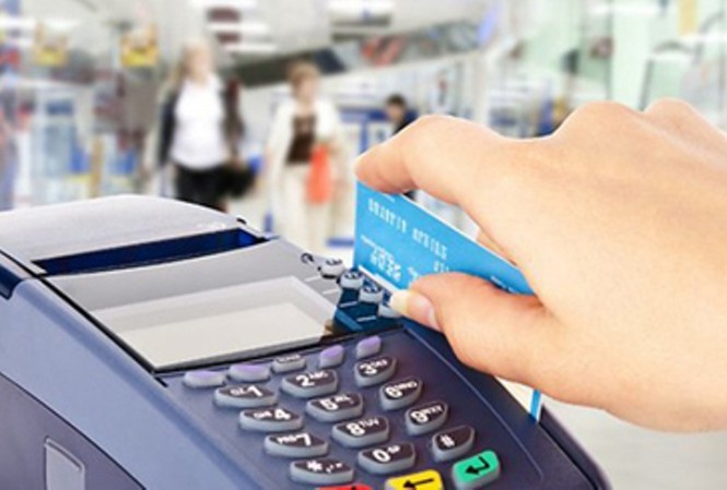 Dân Sài Gòn đi ăn nhà hàng từ 5 triệu đồng phải... quẹt thẻ? TPHCM đề xuất ăn nhà hàng với hóa đơn từ 5 triệu đồng phải ... quẹt thẻ