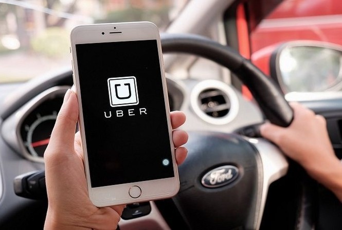 Uber đâm đơn kiện Cục thuế TPHCM Uber gửi đơn kiện Cục thuế TPHCM ra tòa
