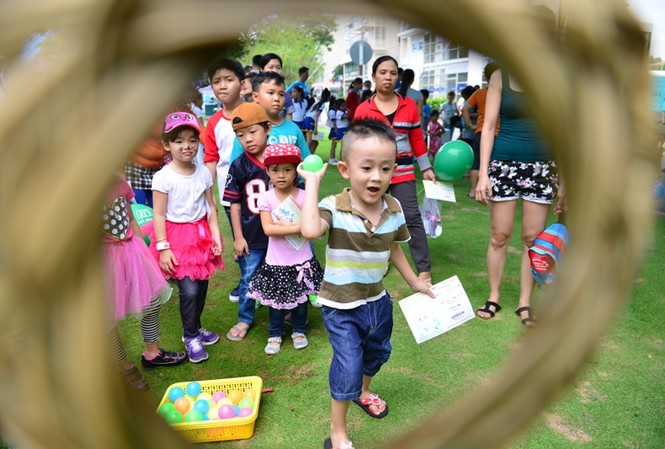 Ngày hội Phú Mỹ Hưng hướng về trẻ em: Tự tin vươn đến tương lai Vui chơi giúp trẻ em phát triển cả trí tuệ lẫn sức khỏe