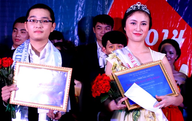 Lộ diện Miss & Mr Linguistics 2014 Lộ diện Miss & Mr Linguistics 2014