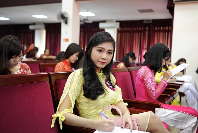Ngắm nữ sinh đất Cảng khoe sắc thi tài Ngắm nữ sinh đất Cảng khoe sắc thi tài
