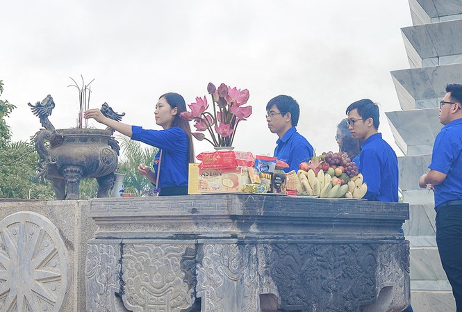 Tuổi trẻ ĐH Xây dựng tri ân anh hùng thương binh liệt sỹ Tuổi trẻ ĐH Xây dựng tri ân anh hùng thương binh liệt sỹ