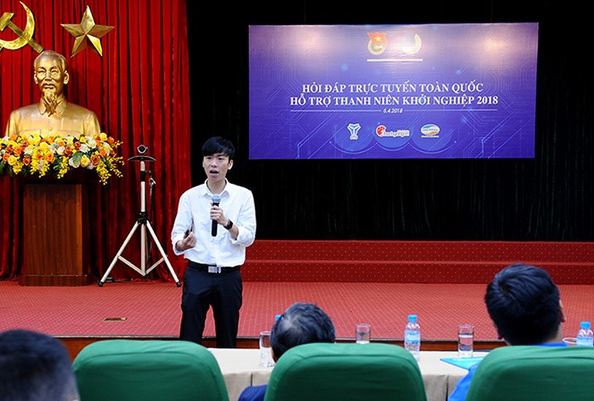 CEO 'vẽ đường' khởi nghiệp trong kỷ nguyên số CEO 'vẽ đường' khởi nghiệp trong kỷ nguyên số