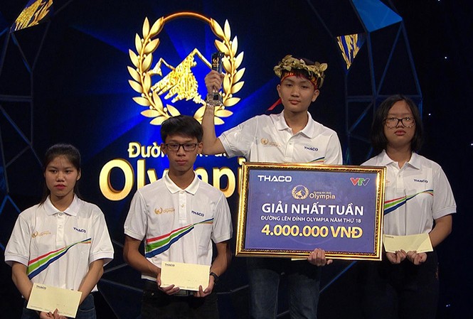 Nam sinh trường mang tên Đại tướng Võ Nguyên Giáp nhất tuần Olympia Trần Đình Kiến Giang (THPT chuyên Võ Nguyên Giáp, Quảng Bình) đã có hành trình chinh phục cuộc thi tuần Đường lên đỉnh Olympia ấn tượng