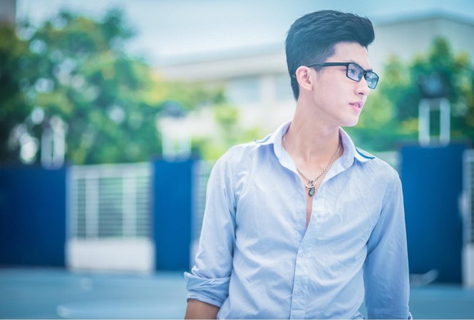 Nam sinh đa tài trường quân sự đẹp trai như diễn viên Nam sinh đa tài trường quân sự đẹp trai như diễn viên