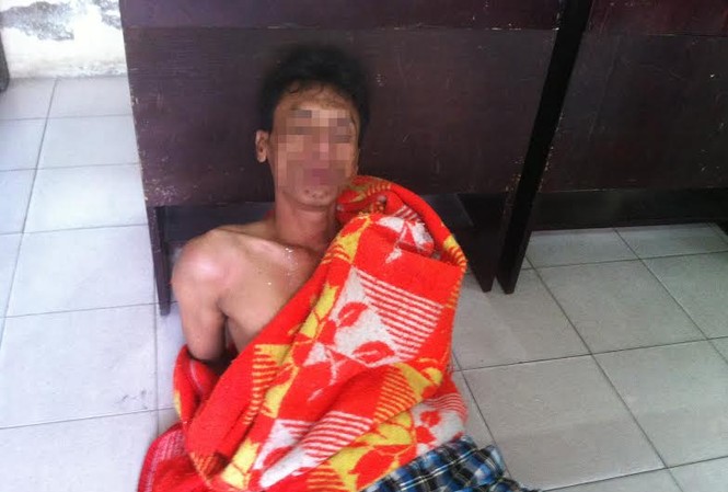 Ngáo đá khống chế tài xế, hành khách trên xe Ngáo đá khống chế tài xế, hành khách trên xe