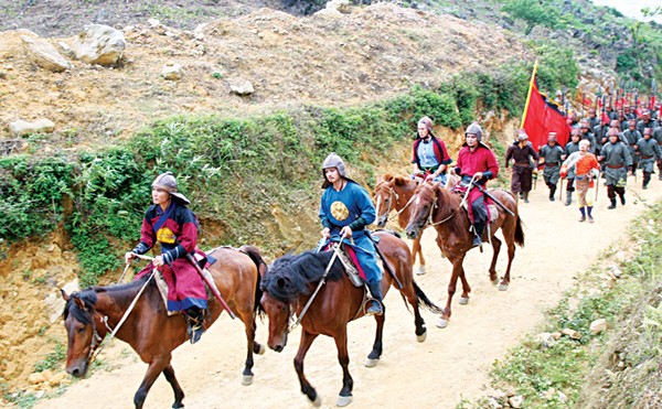 Ngựa phi vào phim Việt Cảnh phim “Huyền sử thiên đô”