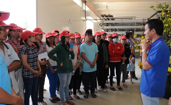 Đón 400 người dân vào tham quan bãi rác Đón 400 người dân vào tham quan bãi rác