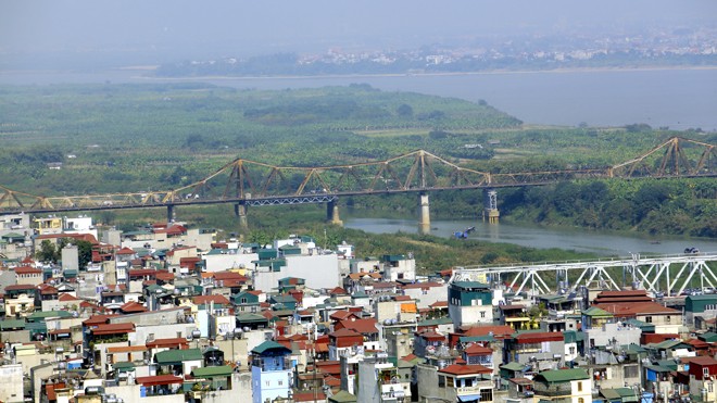 Hết vai trò giao thông, thành công trình văn hóa Cầu Long Biên nhìn từ trên cao. Ảnh: Như Ý