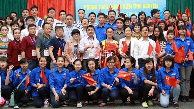 Thanh niên Việt-Trung chia sẻ kinh nghiệm tình nguyện Đại biểu thanh niên hai nước tại tọa đàm