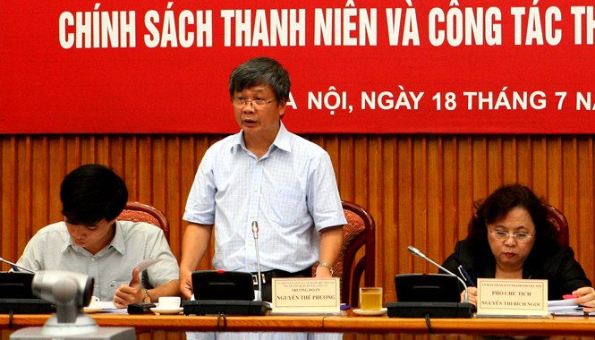 Nhiều chính sách đi đầu trong phát triển thanh niên Thứ trưởng Bộ Kế hoạch và Đầu tư Nguyễn Thế Phương phát biểu tại Hội nghị