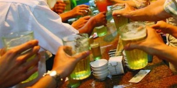 Nhiều ý kiến trái chiều về dự thảo cấm bán rượu bia sau 22h Ảnh minh họa