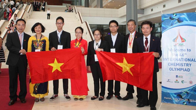Nữ sinh Việt đạt điểm cao nhất kỳ thi Olympic Hoá học quốc tế 2014 Đoàn HS Việt Nam dự thi Olympic hóa học 2014
