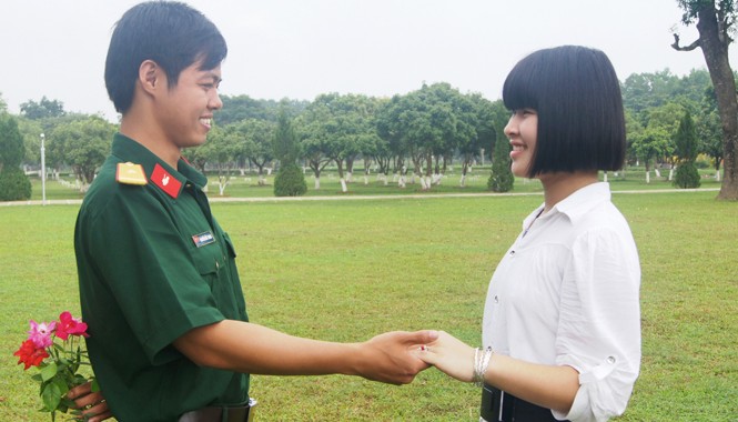 Nỗi niềm sỹ quan trẻ Tìm “một nửa yêu thương” là nhu cầu của nhiều sỹ quan trẻ ở Quân đoàn 1. Ảnh: Nguyễn Minh