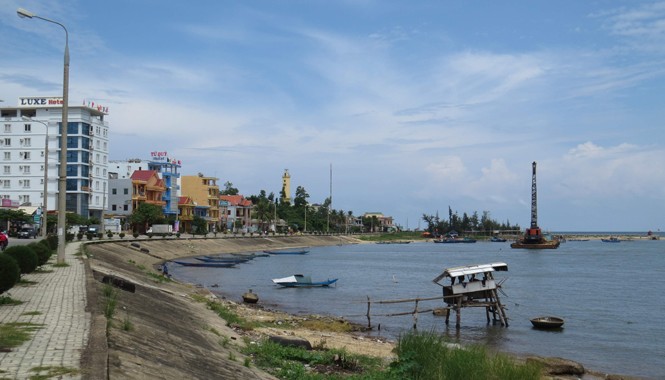 Nạo vét bất thường cửa Nhật Lệ: Lợi bất cập hại Cửa Nhật Lệ ổn định như ngày nay phần lớn là nhờ các mỏ hàn tạo bồi hàng chục năm qua