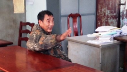 Bắt giam kẻ chém công an, cố thủ trong nhà Đối tượng Nguyễn Đức Long tại cơ quan công an.