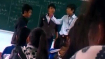 Chưa công bố hình thức kỷ luật vụ thầy trò đánh nhau Chưa công bố hình thức kỷ luật vụ thầy trò đánh nhau