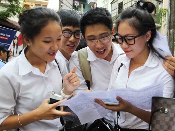 Phương pháp hay để tự tin thi tốt nghiệp môn Lịch sử Thí sinh dự thi tốt nghiệp năm 2013. (Ảnh: Quý Trung/TTXVN)