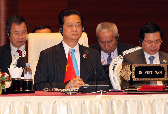 Toàn văn phát biểu của Thủ tướng Nguyễn Tấn Dũng tại Hội nghị Cấp cao ASEAN lần thứ 24 Thủ tướng Chính phủ Nguyễn Tấn Dũng phát biểu tại Hội nghị Cấp cao ASEAN lần thứ 24. Ảnh: Đức Tám