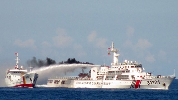 Độc giả Indonesia phản bác bài báo bôi nhọ Việt Nam Tàu Trung Quốc hung hãn phun vòi rồng vào tàu Việt Nam gần khu vực đặt giàn khoan Hải Dương 981 trái phép