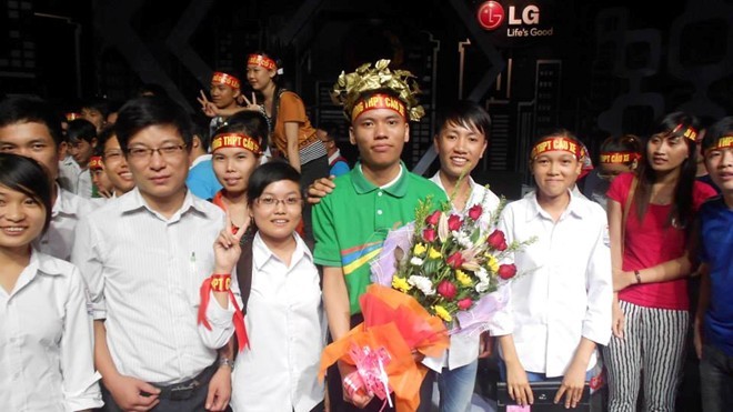 Thủ khoa kép vào chung kết Đường lên đỉnh Olympia Nguyễn Ngọc Anh là một trong bốn gương mặt của chung kết năm Đường lên đỉnh Olympia (Ảnh: FB nhân vật).