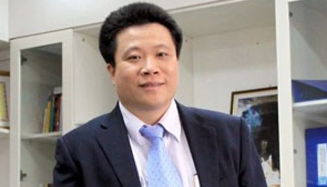 Miễn nhiệm Chủ tịch Hội đồng quản trị OceanBank Hà Văn Thắm Ông Hà Văn Thắm bị đình chỉ quyền và nghĩa vụ của Chủ tịch, thành viên HĐQT OceanBank. Ảnh: Infonet.