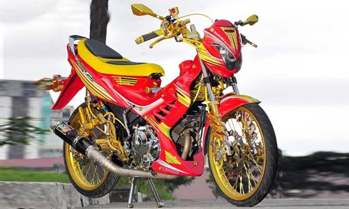 Suzuki Raider R150 độ sặc sỡ Suzuki Raider R150.