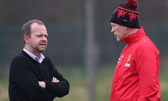 David Moyes không nghĩ mình bị sa thải David Moyes nhận quyết định sa thải trên sân tập.