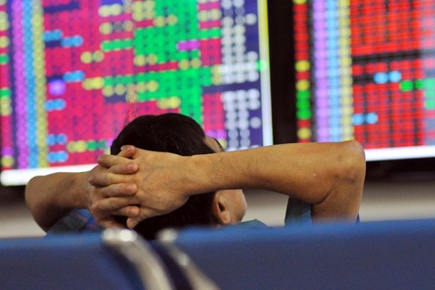 Chứng khoán Việt Nam 'bốc hơi' 3 tỷ USD Chứng khoán Việt Nam 'bốc hơi' 3 tỷ USD